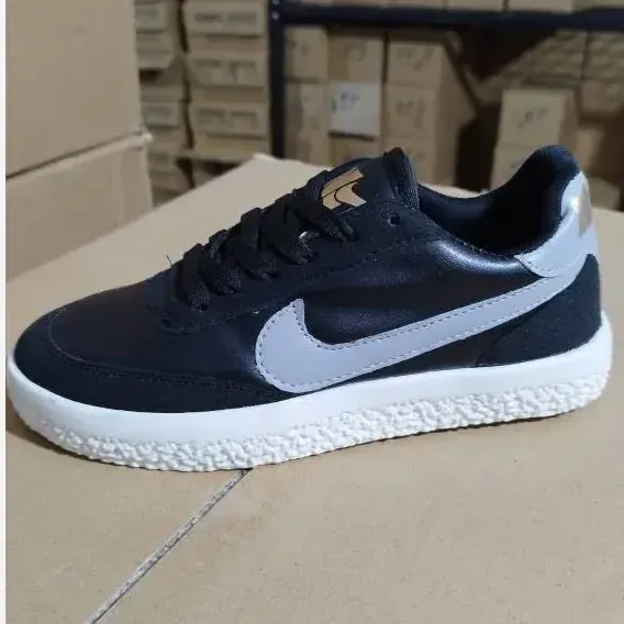 ونس زنانه نارسیس مشکی طوسی نایک