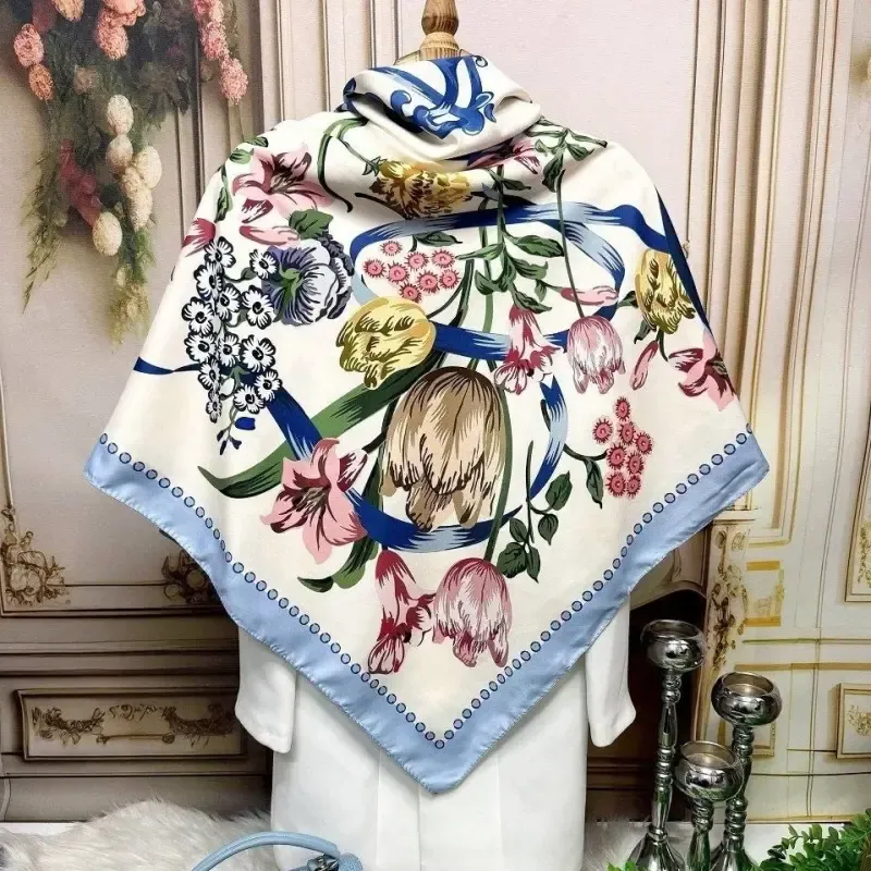 روسری ساتن ابریشم قواره 140 طرح رزگلد دور دوخت مجلسی