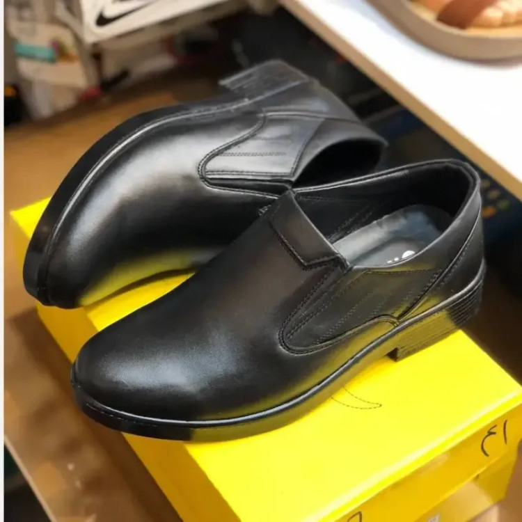 کفش چرم مردانه مدل اوپتیما برند نیما مشکی رویه چرم طبیعی زیره PU
